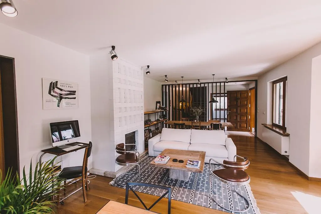Hotel Villa Lorenea location